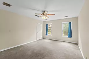 301 N Pine St, Woodville, TX 75979 - Photo 15