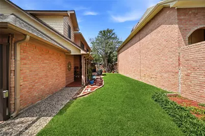 14053 Cashel Forest Drive, Houston, TX 77069 - Photo 3