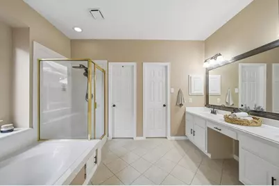 3234 Pleasant Cove Court, Houston, TX 77059 - Photo 27