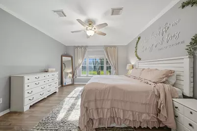 3234 Pleasant Cove Court, Houston, TX 77059 - Photo 25