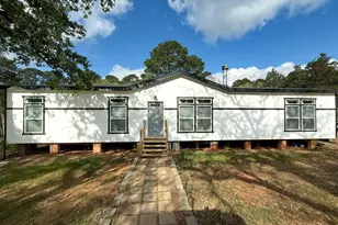 394 Kellar Rd, Smithville, TX 78957 - Photo 1