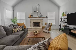 1920 Cottonwood Terrace Ct, College Station, TX 77845 - Photo 13