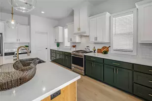 1920 Cottonwood Terrace Ct, College Station, TX 77845 - Photo 21