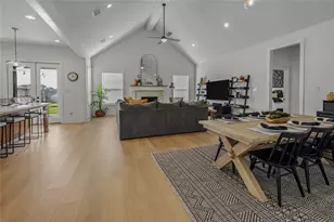 1920 Cottonwood Terrace Ct, College Station, TX 77845 - Photo 9