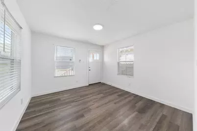 708 38th Street, Galveston, TX 77550 - Photo 5