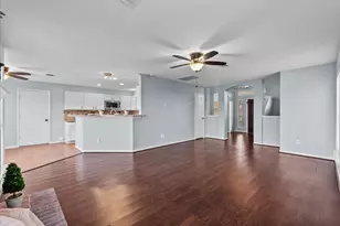 1812 Dublin Dr, League City, TX 77573 - Photo 5