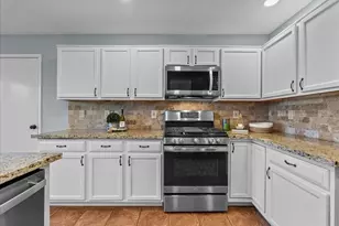 1812 Dublin Dr, League City, TX 77573 - Photo 9
