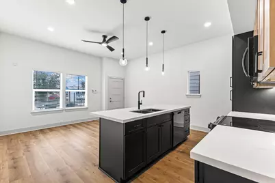 9821 Turnbow #CD, Houston, TX 77029 - Photo 23