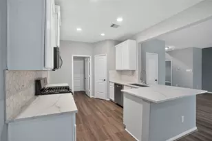 7611 Dragon Pearls Ln, Conroe, TX 77304 - Photo 7