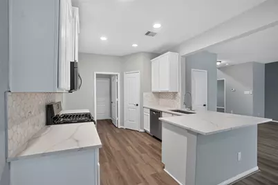 7611 Dragon Pearls Lane, Conroe, TX 77304 - Photo 1
