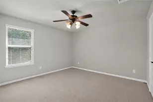 7611 Dragon Pearls Ln, Conroe, TX 77304 - Photo 17