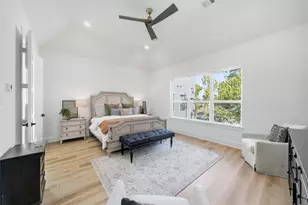 1307 E 27th St, Houston, TX 77009 - Photo 15