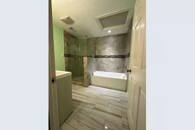 132 Otter Trail, Lake Jackson, TX 77566 - Photo 15