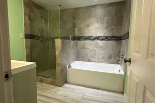 132 Otter Trail, Lake Jackson, TX 77566 - Photo 15