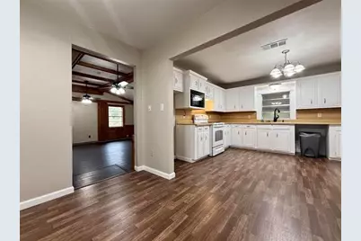 5855 Tyler Road, Vidor, TX 77662 - Photo 7