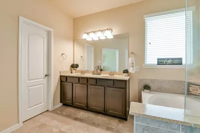 14819 Vesper Lake Court, Humble, TX 77396 - Photo 15