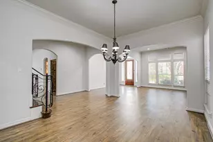 13514 Broadmeadow Ln, Houston, TX 77077 - Photo 9