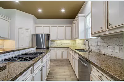 13514 Broadmeadow Lane, Houston, TX 77077 - Photo 19