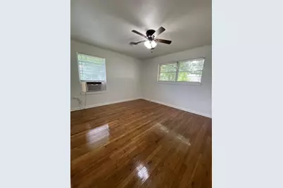 1004 Oak Drive, Huntsville, TX 77320 - Photo 29
