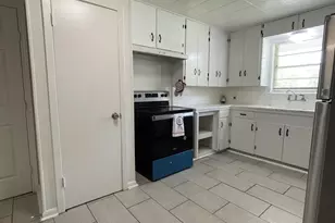 1004 Oak Dr, Huntsville, TX 77320 - Photo 9