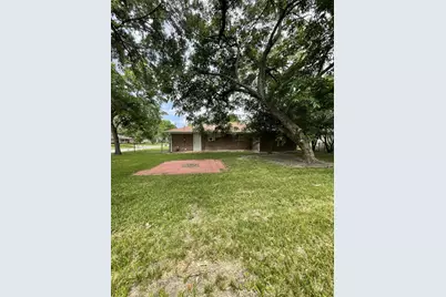 1004 Oak Drive, Huntsville, TX 77320 - Photo 33