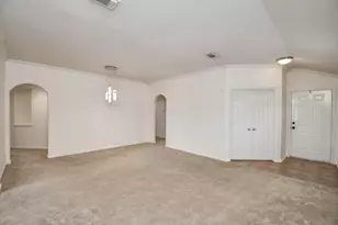 12818 Schiller Park Ln, Houston, TX 77014 - Photo 5