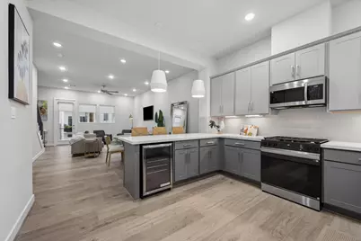 6332 Paddington Bend Drive, Houston, TX 77008 - Photo 11