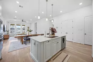 1301 Knollbridge Pt Ln, Pinehurst, TX 77362 - Photo 7