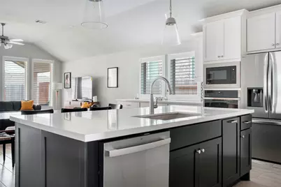 30142 Gold Finch Place, Fulshear, TX 77441 - Photo 7