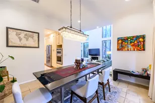 110 Sugar Berry Cir, Houston, TX 77024 - Photo 7