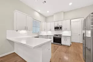 1708 Northwood St, Houston, TX 77009 - Photo 9