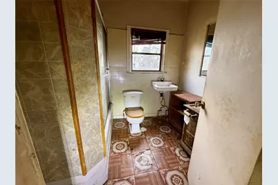 2405 Mann Street, Houston, TX 77093 - Photo 9