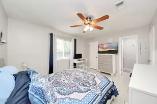 10203 Hollow Canyon Dr, Sugar Land, TX 77498 - Photo 27