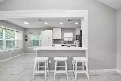 10203 Hollow Canyon Drive, Sugar Land, TX 77498 - Photo 7