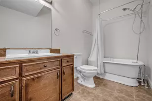 1300 7th St, Rosenberg, TX 77471 - Photo 21