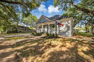 1300 7th St, Rosenberg, TX 77471 - Photo 5