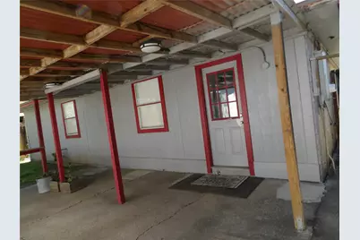 4705 37th Street, Dickinson, TX 77539 - Photo 3