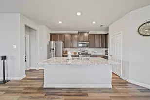 2210 Islawild Wy, Texas City, TX 77568 - Photo 3