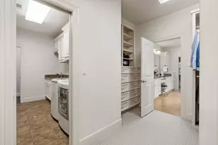 4408 Darsey St, Bellaire, TX 77401 - Photo 33