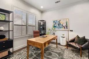 4408 Darsey St, Bellaire, TX 77401 - Photo 25