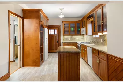 816 W Adoue Street, Alvin, TX 77511 - Photo 11