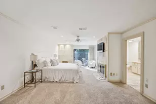 8800 Woodway Dr, Houston, TX 77063 - Photo 11