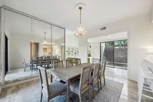 8800 Woodway Dr, Houston, TX 77063 - Photo 21