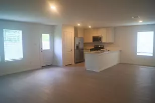 272 Laura Leigh Ln, Angleton, TX 77515 - Photo 9