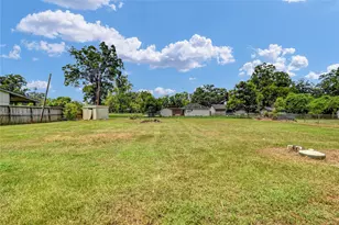 1710 Hwy 332 W, Lake Jackson, TX 77566 - Photo 25