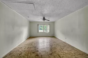 1710 Hwy 332 W, Lake Jackson, TX 77566 - Photo 5