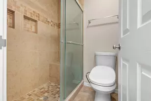 161 Litchfield Ln, Houston, TX 77024 - Photo 27