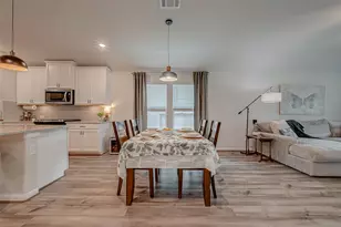 2114 Cherryvale Dr, Tomball, TX 77375 - Photo 15