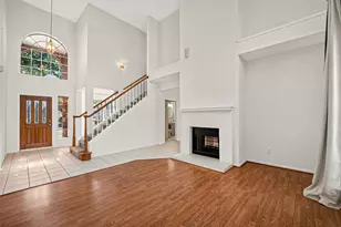 2411 Charter Oaks Ct, Pearland, TX 77584 - Photo 3