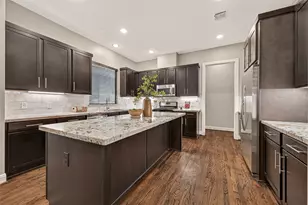 4616 Cornish St, Houston, TX 77007 - Photo 9